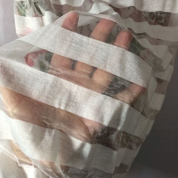 Minkpink Floral Tank Sleeveless Crew Neck Top - Picture 3 of 5